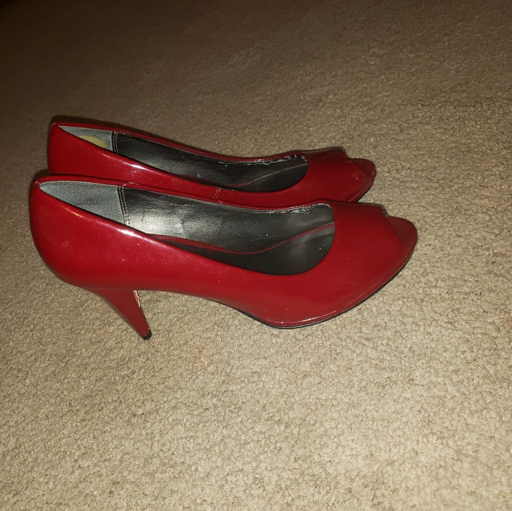 Women's shoes